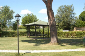 Отель Albergo el Rancho  Беванья